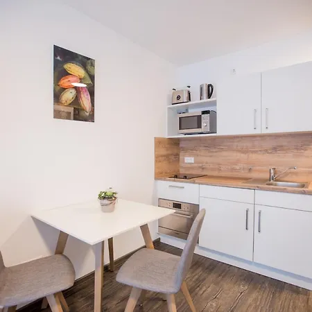 Schoko-apartments Mit Bad & Kueche * Unterschneidheim