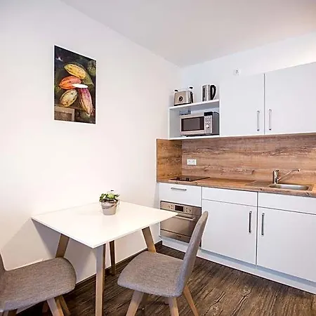 Schoko-apartments Mit Bad & Kueche Отель *