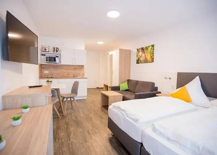 Schoko-apartments Mit Bad & Kueche Hotel Unterschneidheim