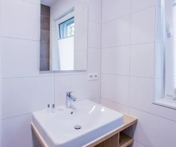 Hotel Schoko-apartments Mit Bad & Kueche