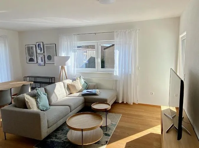 Hotel Schoko-apartments Mit Bad & Kueche Unterschneidheim